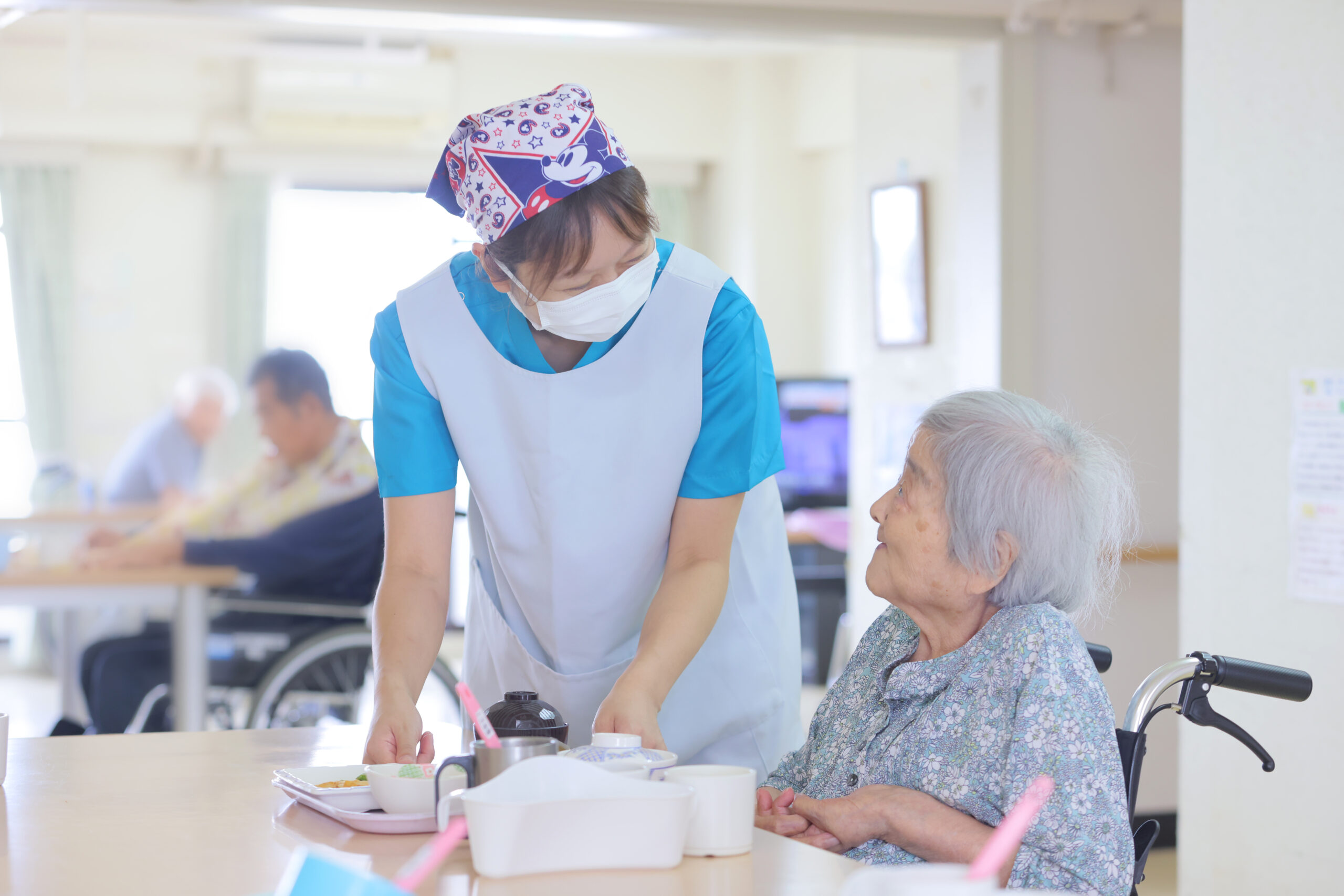 千葉県市原市・姉ヶ崎にある医療対応型有料老人ホーム リヤンド-絆-姉崎で働く介護職員