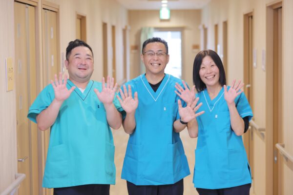 2023年11月20日に静岡県浜松市東区に新規オープンした医療対応型有料老人ホームリヤンド-絆-浜松東で働く介護職員