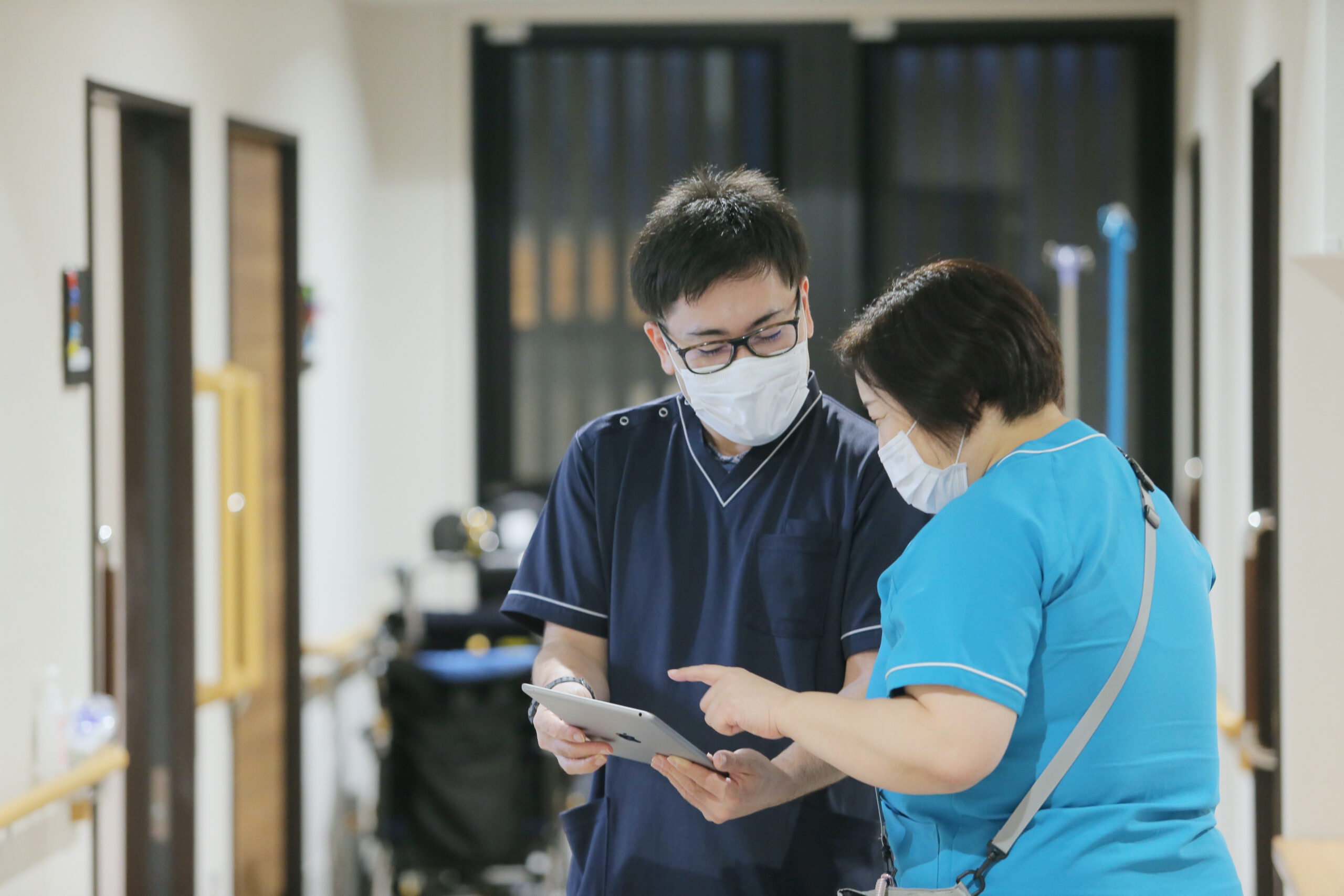 静岡県藤枝市にある医療対応型サービス付き高齢者向け住宅・住宅型ホスピス リヤンドファミーユで働く介護職員